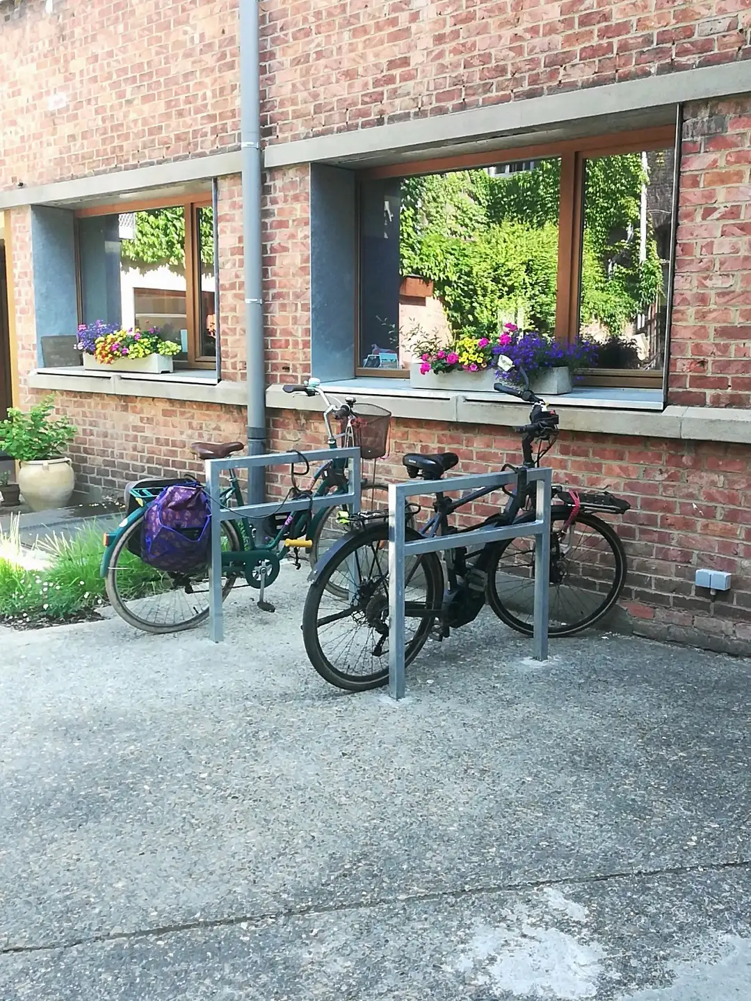 Sign mentioning "bicycle parking only"